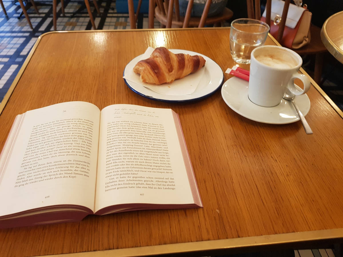 Frühstück in Paris